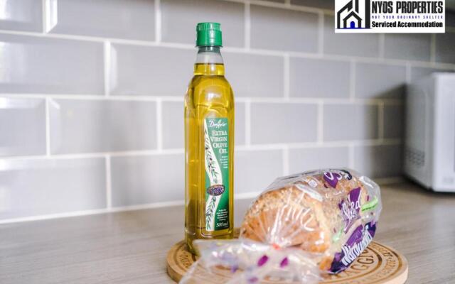 30% Off Monthly Stay/ 4 Bed House/ Free Parking