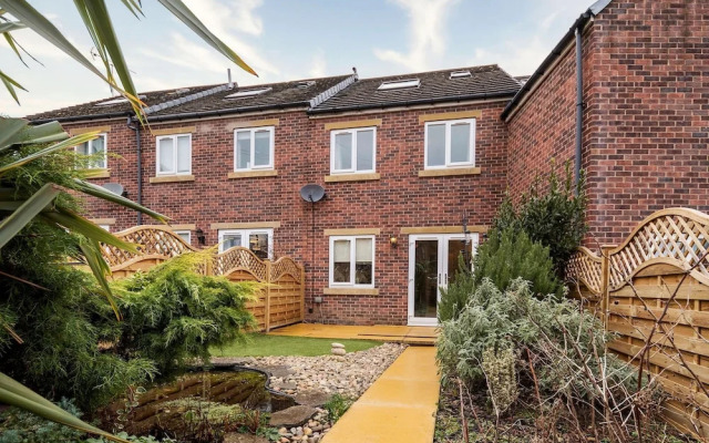 Stunning 3BD Home Hillsborough Sheffield