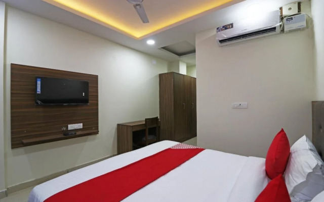 Ralson Residency By OYO Rooms