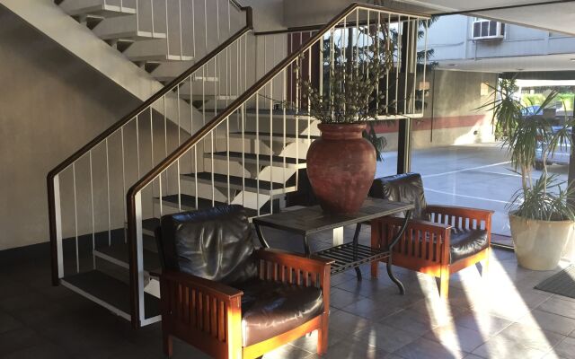 Park Plaza Lodge Hotel