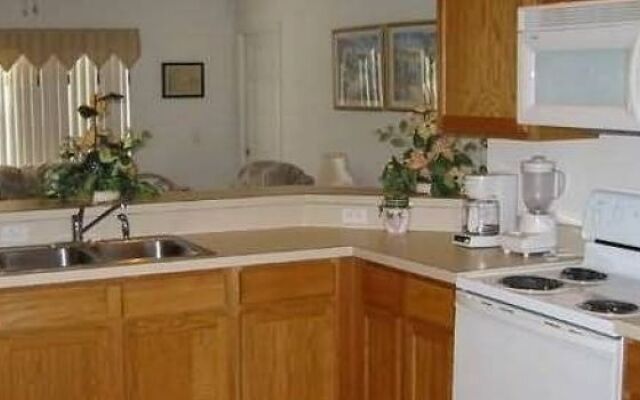 Florint Pool Homes