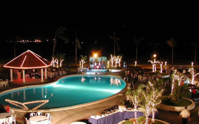 Vista Marina Hotel and Resort