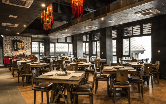 Sapa Jade Hill Resort & Spa