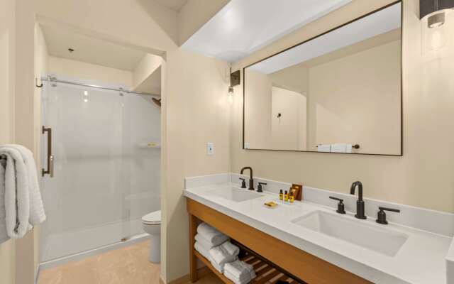 Best Western Plus Inn At The Vines