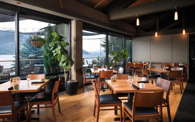 Best Western Plus Hood River Inn