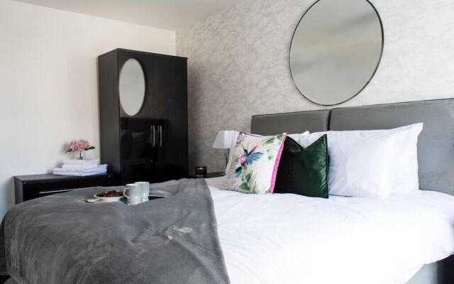 2 Bedroom Apt Leamington Spa