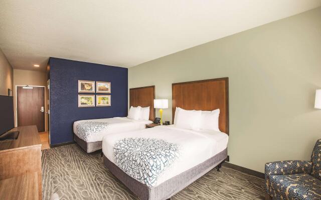 La Quinta Inn & Suites by Wyndham Wichita Northeast