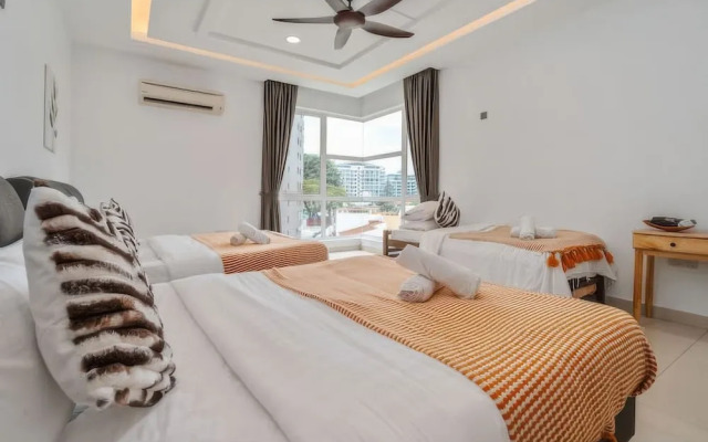 The Embassy Row 206 Apartments