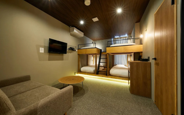 Mizuka Nakasu 7 Unmanned Hotel