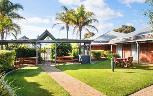 Dunsborough Town Units