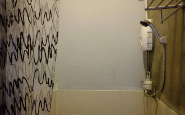 Nokhook House Trang - Hostel