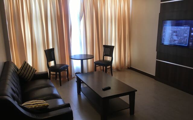 Golden Tulip Agulu Lake Hotel & Resort