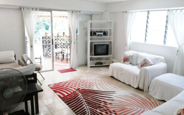 Barbados Chi Guest House