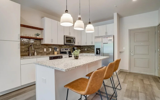 FRONTDESK Axel Row Apts Avondale Birmingham