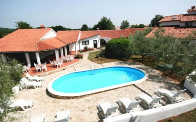 Splendid Poreč Holiday Home With Swimming Pool