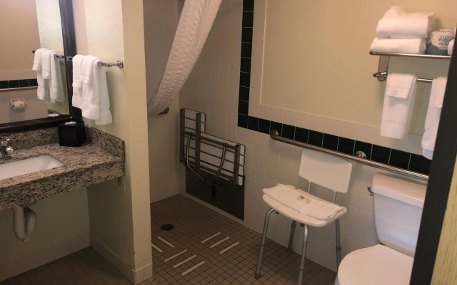 Cobblestone Hotel & Suites – Wisconsin Rapids