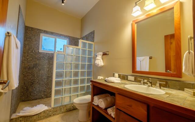 Indigo Belize 4a 3 Bedroom Condo by RedAwning