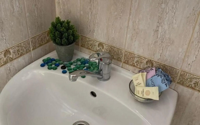 Rosa Home Loo Guest House