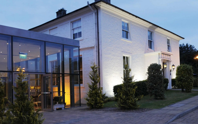 Macdonald Crutherland House and Spa