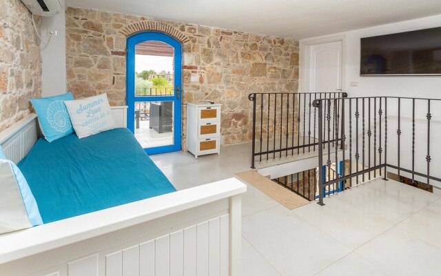 Stunning Home in Mihelici With Wifi and 3 Bedrooms