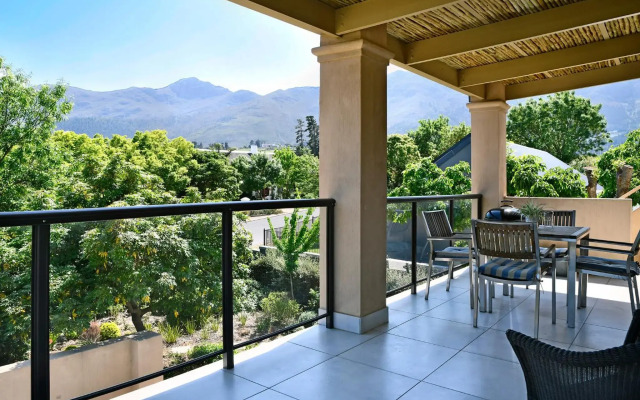 Small Wonder Guest Villa With Private Pool