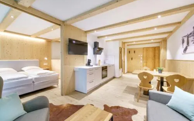 Schwarzenbach - Apartments & Rooftop Pool