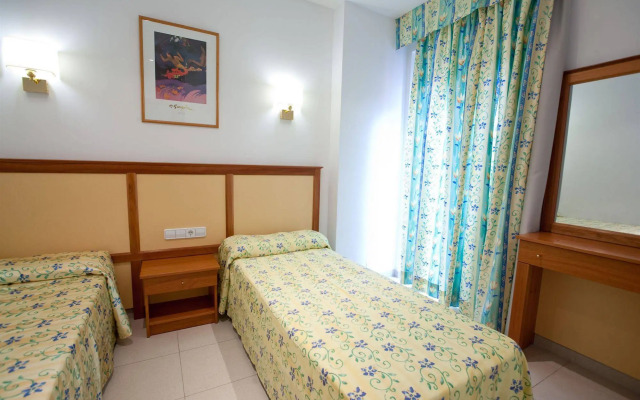 Apartamentos Royal