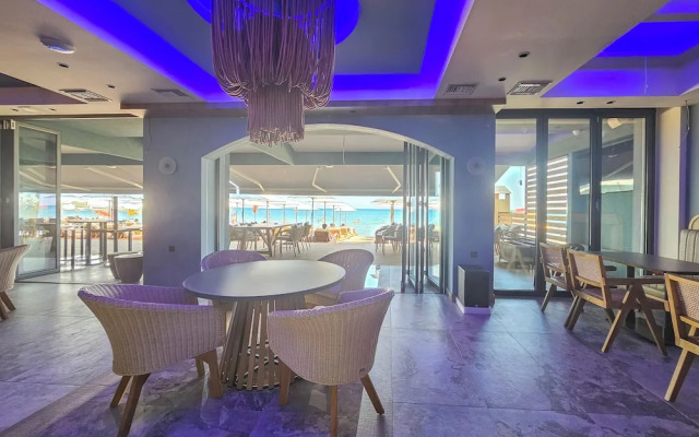 Akteon Girni Hotel
