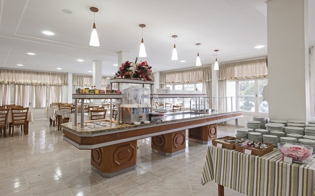 Hotel Galo Vermelho