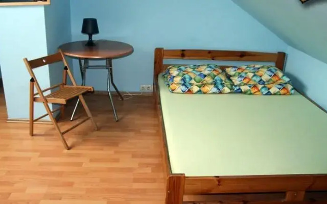 Guliwer. Hostel