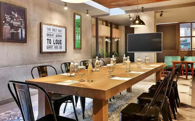 ibis Bali Legian Street
