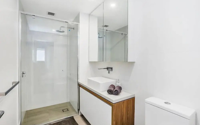 Bribane Chinatown 2 Bed Apt, Parking, Pool, Gym - Qfv147-8