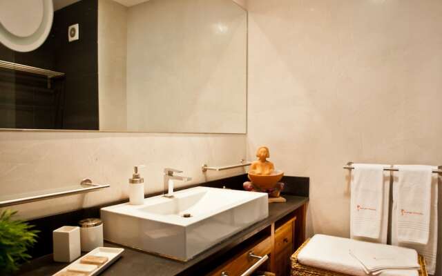 Luxury-sea-view-apartment