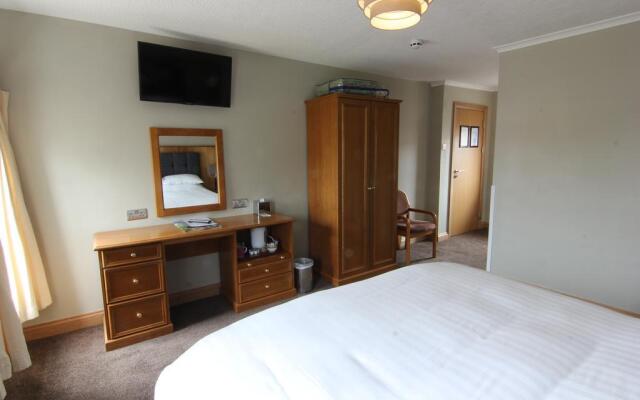 St David's Cross Hotel