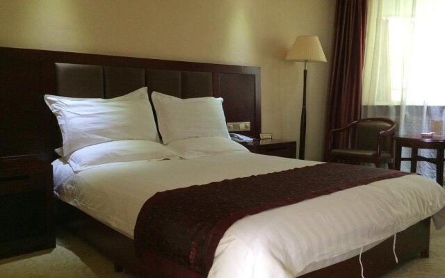 Golmud Love Travel Hostel