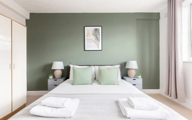 The Chiswick Collection
