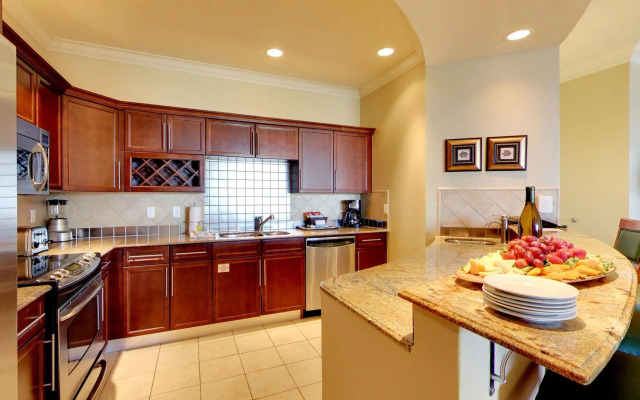Emerald Grande Condominiums at HarborWalk Village