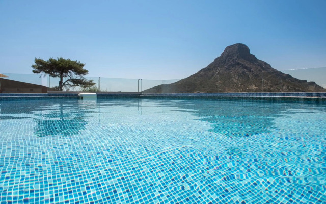Carian Hotel