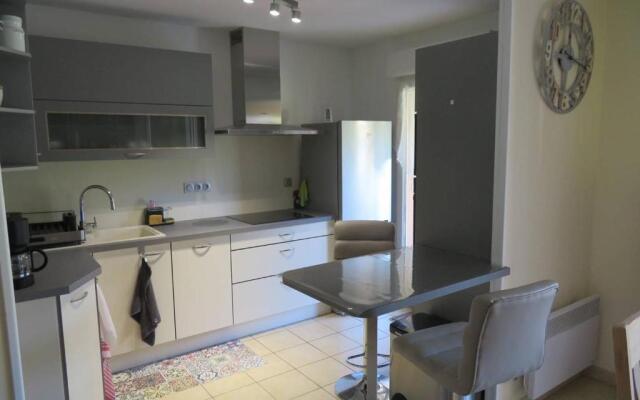 Appartement Bormes-les-Mimosas, 3 pièces, 4 personnes - FR-1-610-14