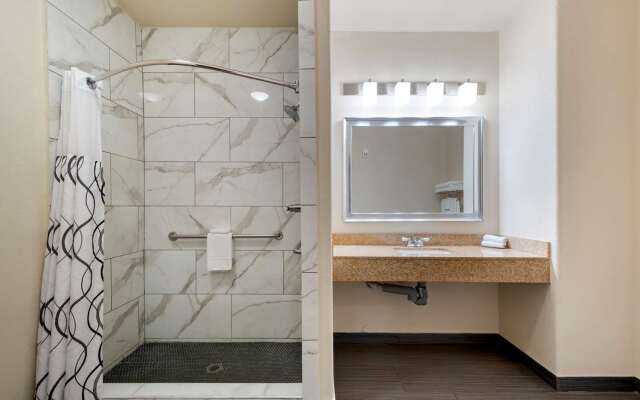 Best Western Airport Suites