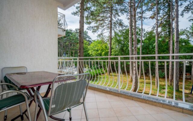 Apartment Fuma St.Georges-de-Montclard 33174