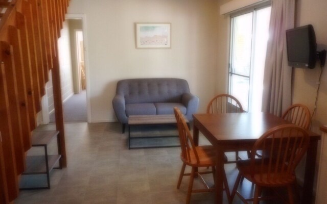 Billungar Unit 1 at Hat Head