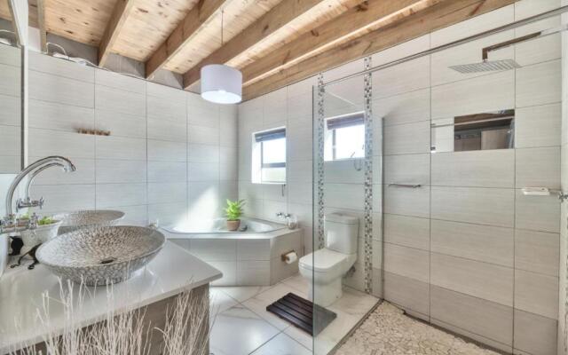 Easy Going Beach House