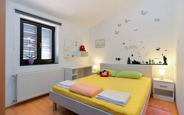 Apartment 1791