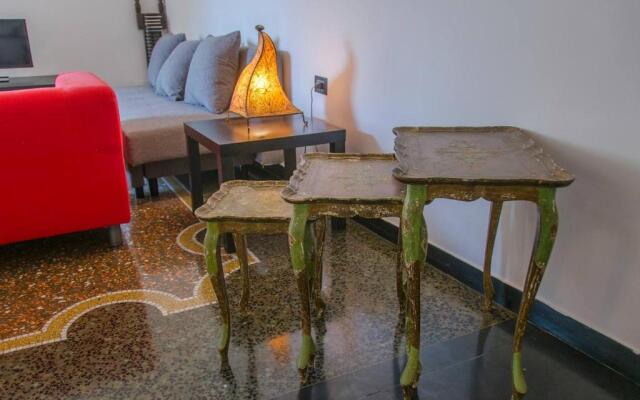 ALTIDO Colorful Flat for 5 close to Piazza De Ferrari