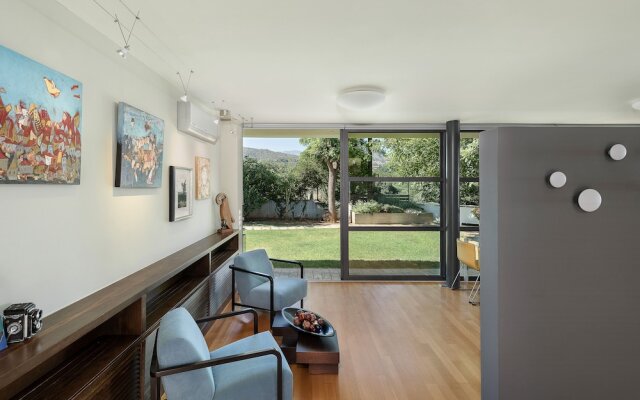 Villa 7 Masterwork Contemporary