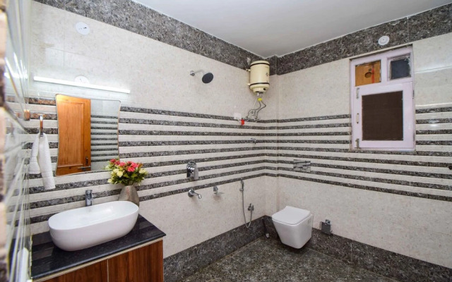 Bellagio by Dumnu Homes - Jakhoo Temple