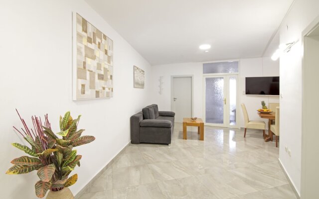 Villa Antea Apartments