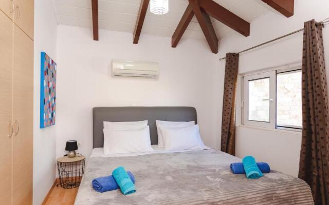 Elladas Villas with Pool at Kolympia!