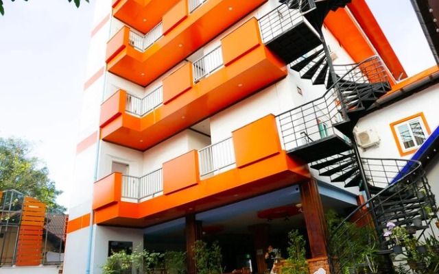 Champion Hotel & Pub